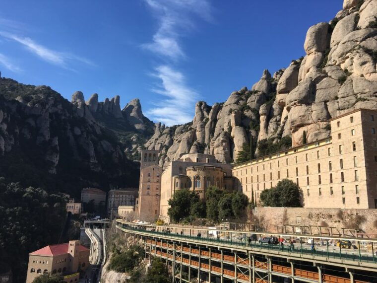 barcelona-walking-and-horse-riding-day-trip-in-montserrat