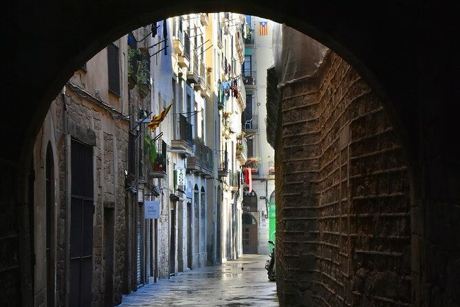 barcelona-walking-food-tour-with-secret-food-tours