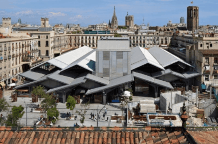 barcelona-walking-tour-old-towns-hidden-gems-2