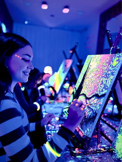 barcelona-wine-and-van-gogh-paint-and-sip-painting-class