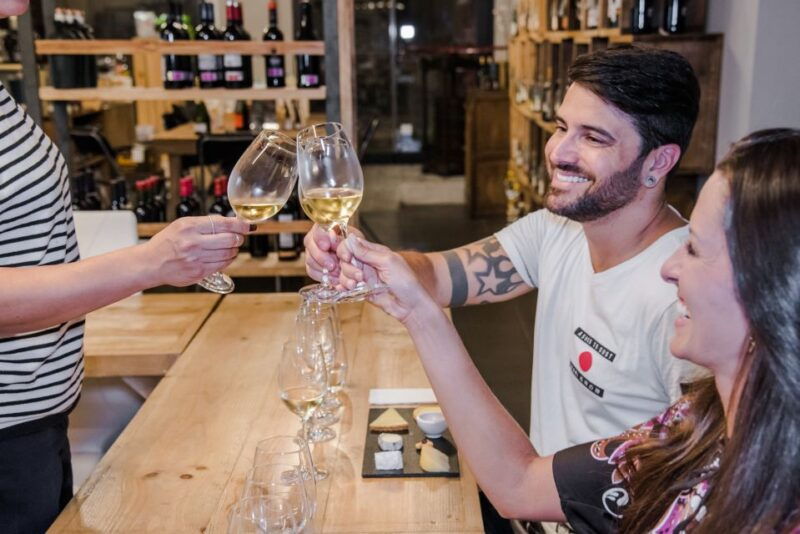barcelona-wine-tasting-and-tapas-5-course-pairing-dinner