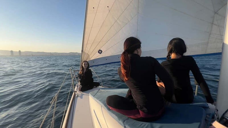 Barcelona: Yoga, Sailing and Relaxing Massage - Key Points