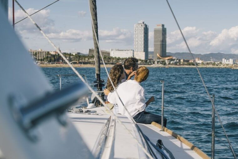 barcelona2-hour-private-sail-inc-drinks-snacks-onboard