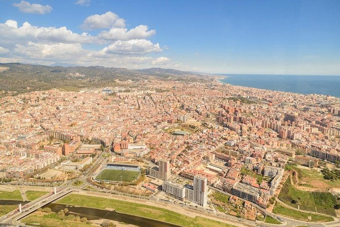 barcelonas-coastline-helicopter-flight
