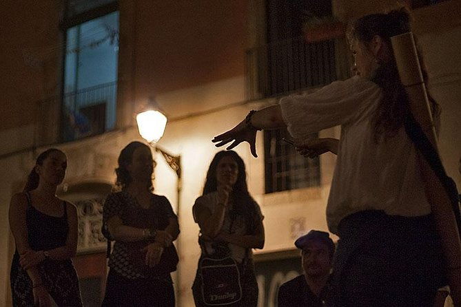 barcelonas-dark-history-night-tour