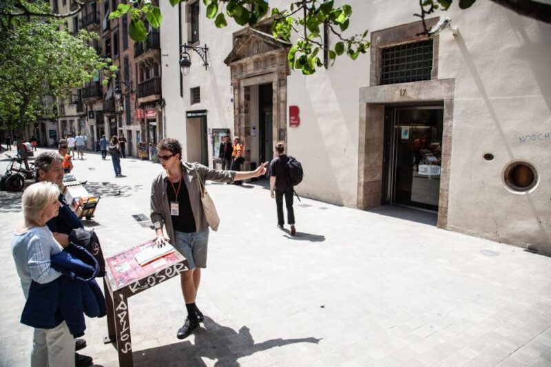 barcelonas-dark-history-walking-tour-in-el-raval