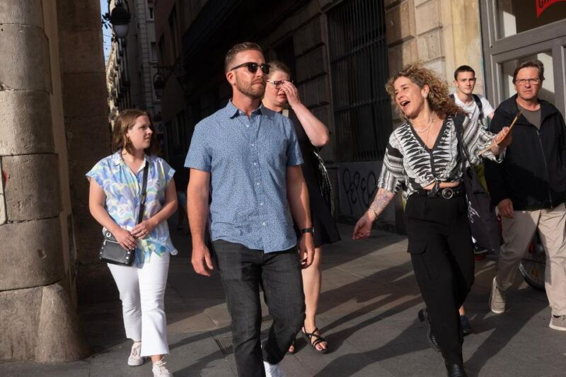 barcelonas-old-quarter-hidden-corners-with-food-wine