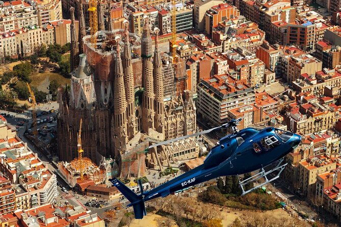 barcelonas-panoramic-helicopter-flight