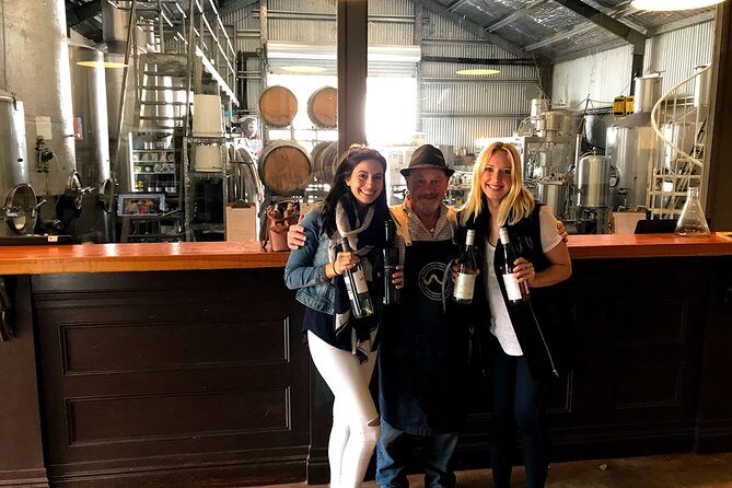Barefoot Luxury Mount Tamborine Winery Tour from Brisbane - Lunch and the Scenic Charm