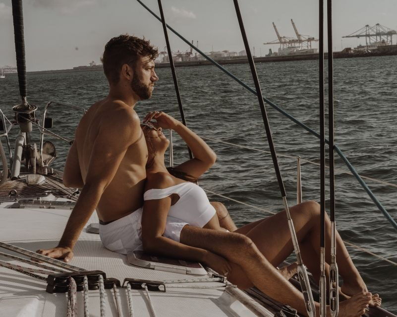 barefoot-private-sailing-cruise-in-barcelona