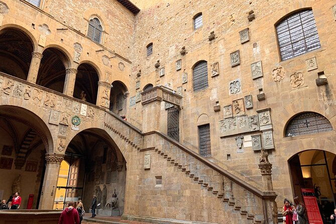 bargello-private-tour-in-florence