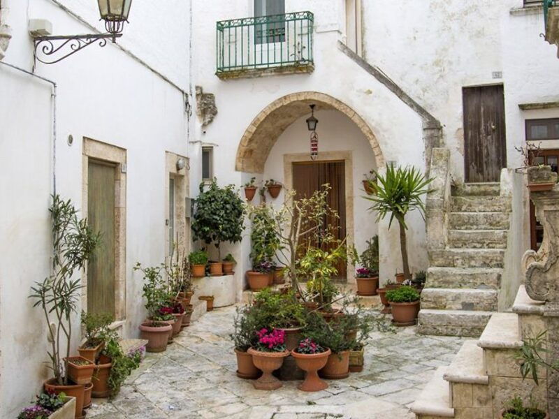 bari-alleys-of-the-ancient-village-exploration-tour