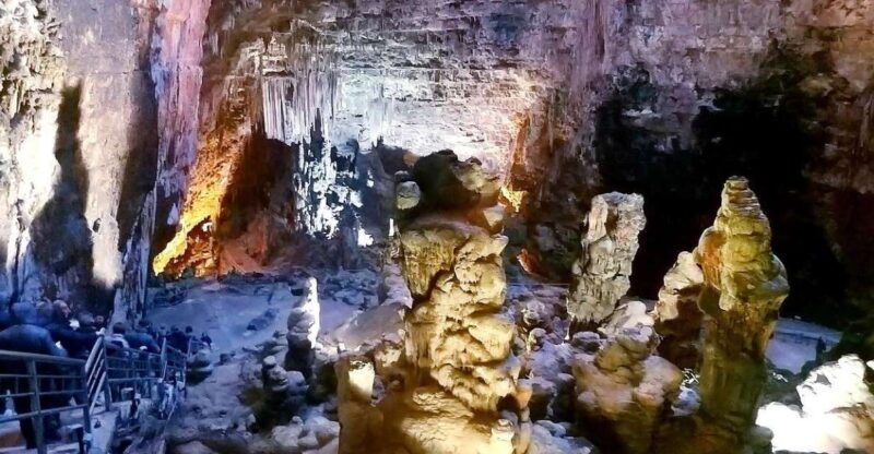bari-full-day-tour-9h-castellana-caves-polignano-by-boat