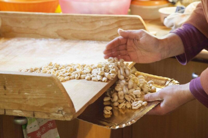 bari-private-pasta-making-class-at-a-locals-home
