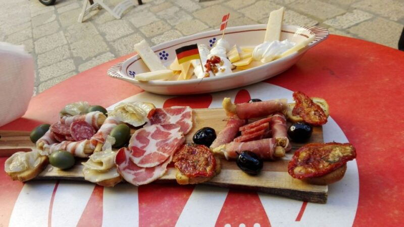 bari-rickshaw-street-food-tour