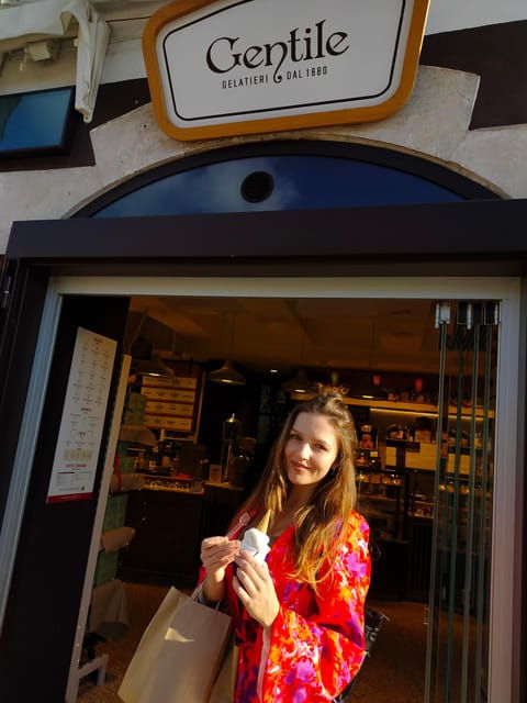 bari-street-food-walking-tour-with-wine-tasting