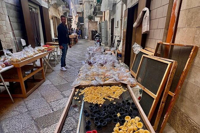 bari-walk-through-history