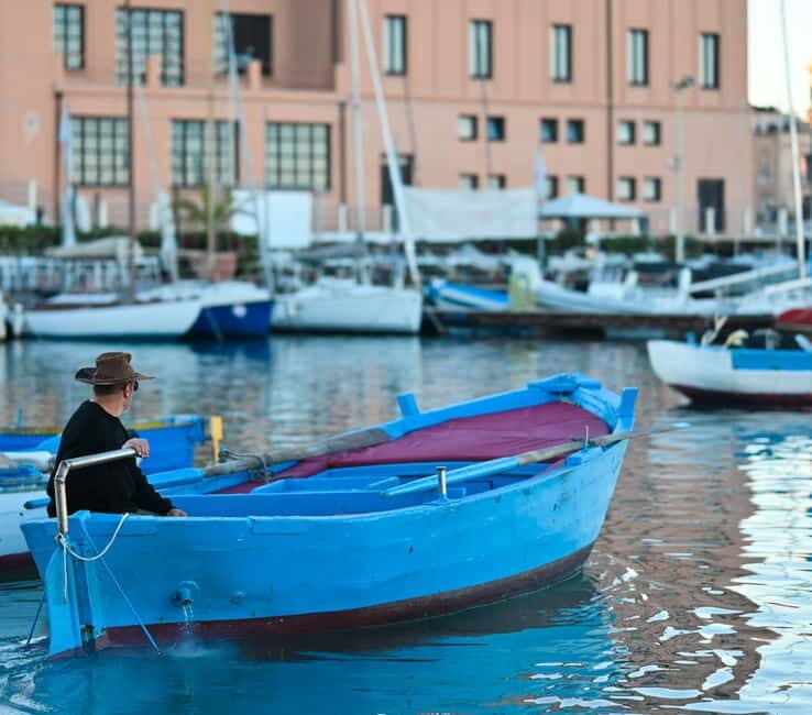 Bari:Private Boat Trip over "Gozzovigliando", fishermen boat - The Value of This Experience