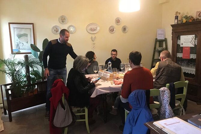 barolobarbaresco-wine-tour-with-a-local-winemaker-from-alba-3