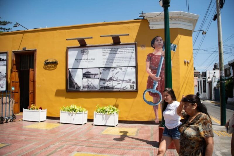 barranco-walking-tour-and-coffee