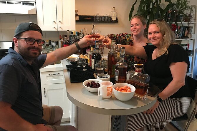 bartender-signature-cocktail-class-in-the-west-village