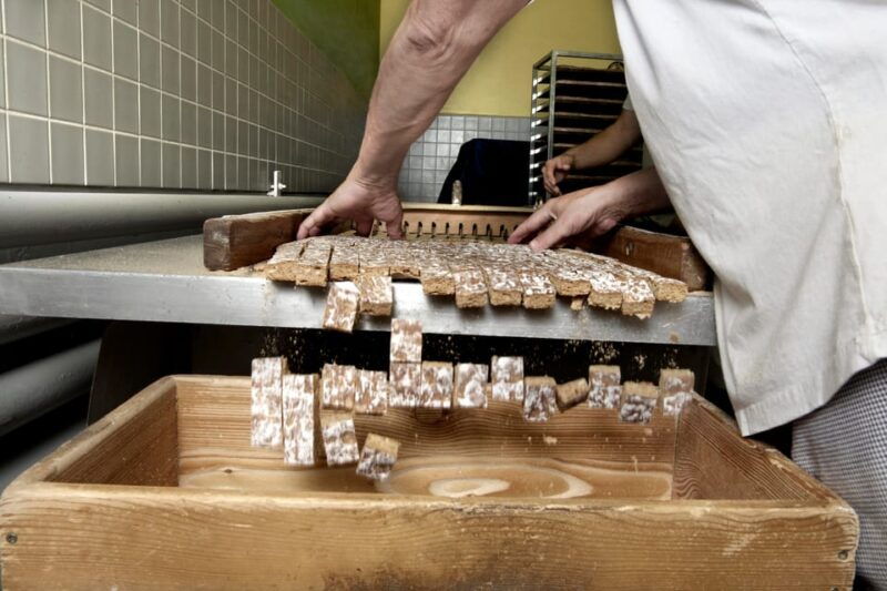 Basel: Tour of Jakobs Basler Leckerly Bakery - Key Points