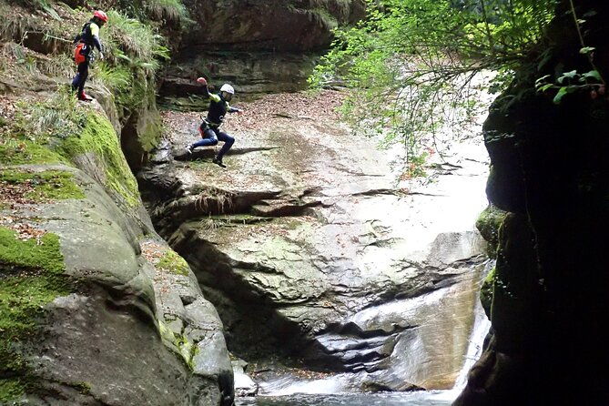 basic-corippo-canyoning-experience-in-valle-verzasca