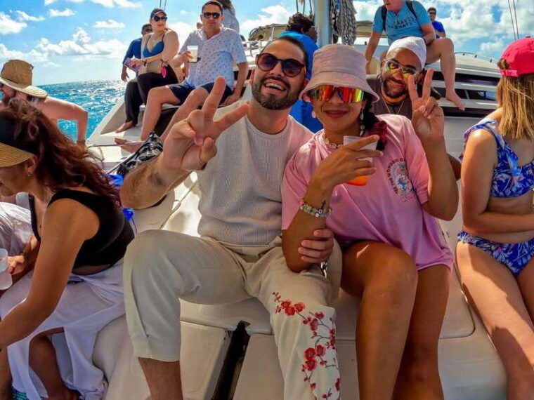 basic-tour-isla-mujeres-and-open-bar