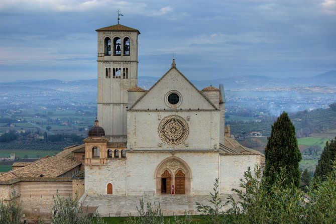 basilica-of-saint-francis-in-assisi-private-tour