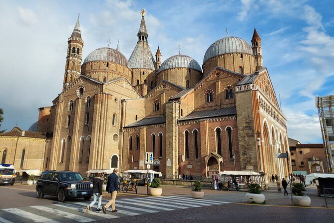 basilica-of-st-antonio-of-padua-private-tour-from-rome