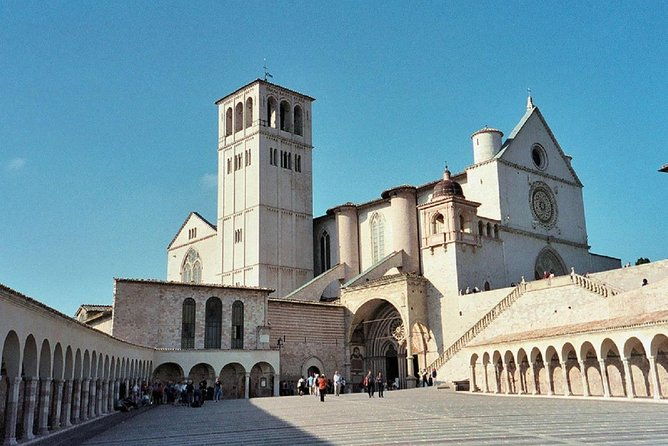 basilica-of-st-francis-of-assisi-tour-with-official-guide