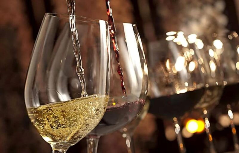 basilicata-discover-volcanic-tuff-caves-and-taste-excellent-lucanian-wines