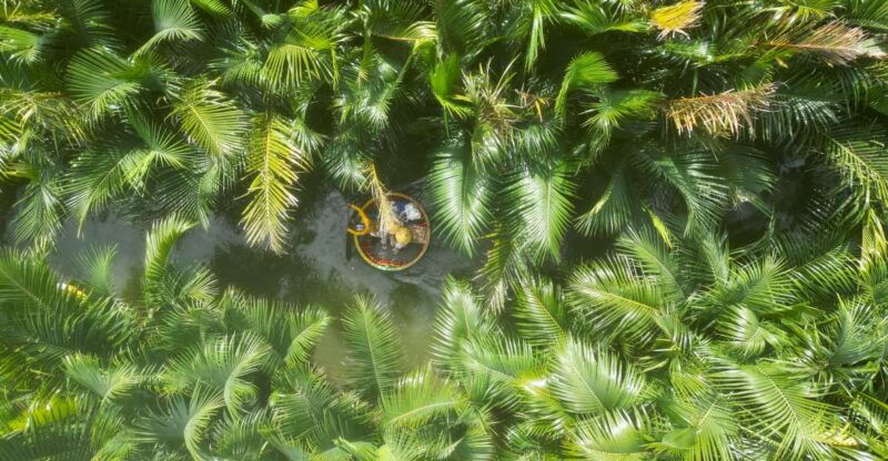 basket-boat-at-coconut-village-kitchen-show-and-big-lunch