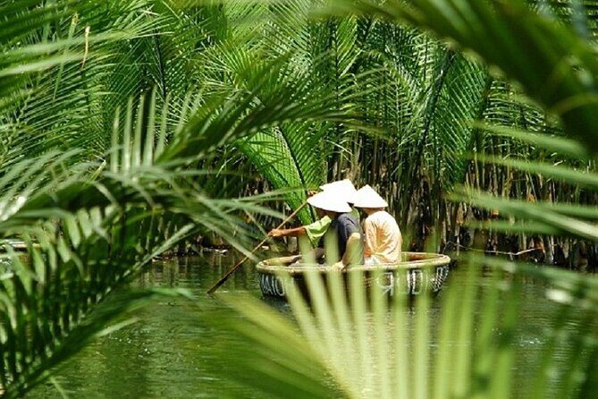 Basket Boat Tour from Da Nang/HoiAn by Lunch & Cafe Class Private - A Hands-On Vietnamese Adventure: Basket Boat Tour from Da Nang or Hoi An