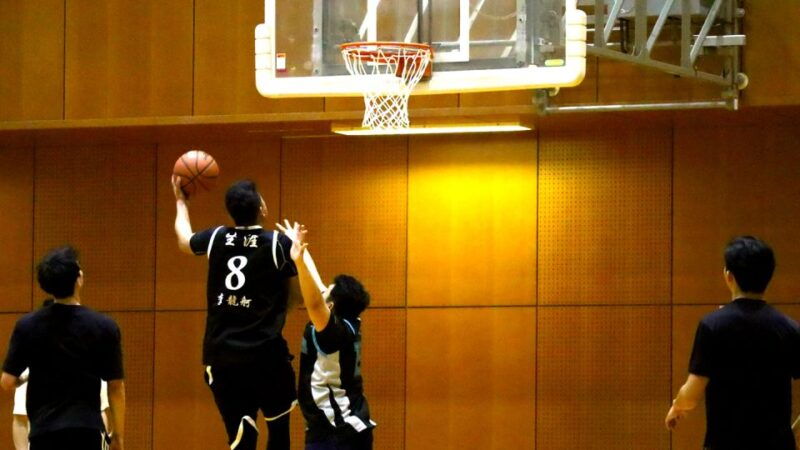 basketball-in-osaka-with-local-players
