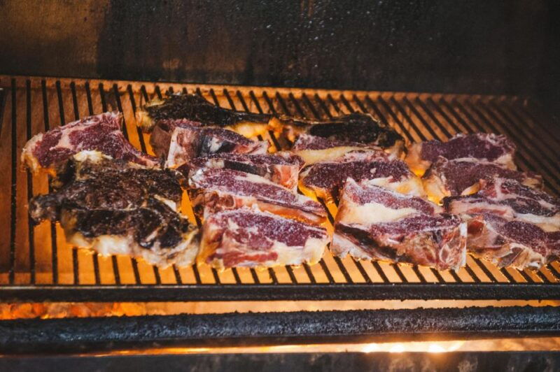 basque-whaleboat-and-traditional-basque-cider-house