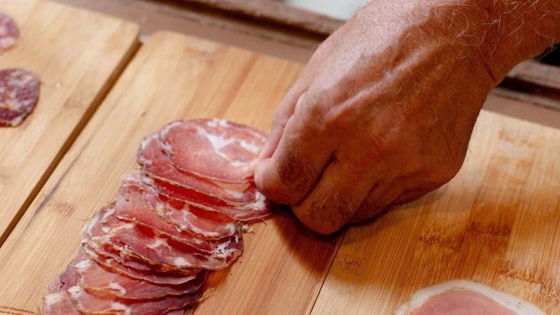 Bastia: Les Légendines, an unusual tour - Key Points