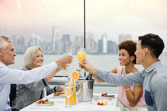 bateaux-new-york-new-years-day-bottomless-mimosa-brunch