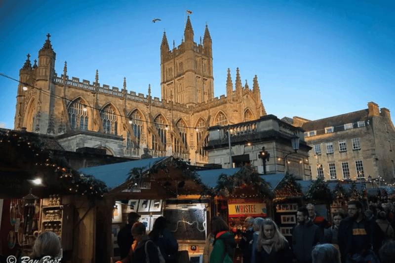 bath-christmas-market-and-city-highlights-walking-tour
