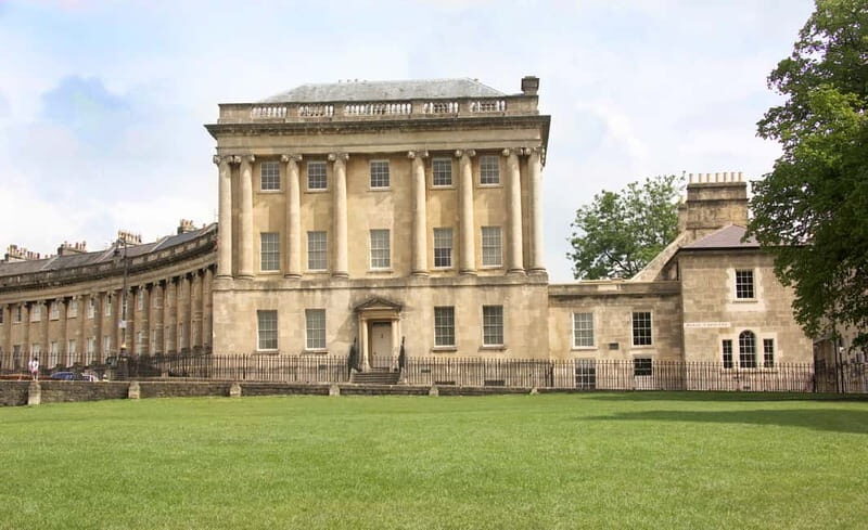 Bath: Private Bridgerton Walking Tour for upto 20 people - What to Expect During the Tour