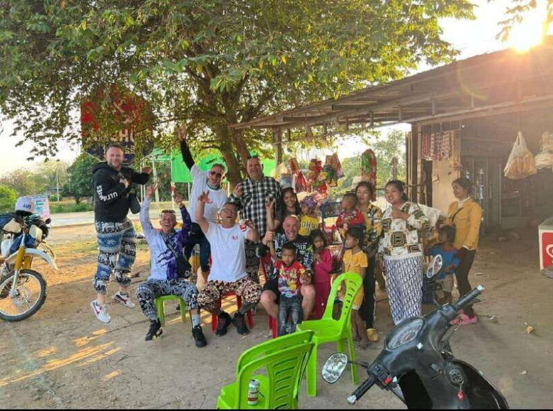 battambang-bamboo-train-private-full-day-tour-from-siem-reap