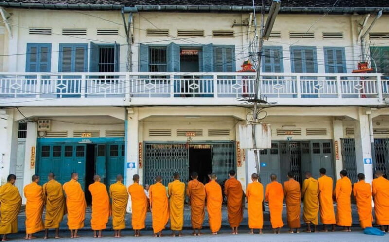 Battambang: Highlights & Hidden Gems on Walk Tour with Guide - Key Points