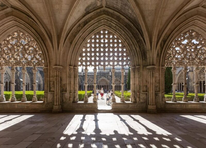 battle-a-locals-guided-tour-of-the-batalha-monastery
