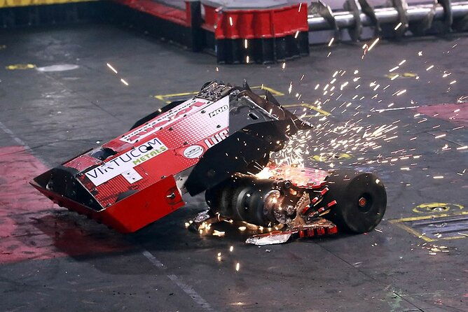 battle-bots-destruct-a-thon-killer-robots-fighting-in-las-vegas