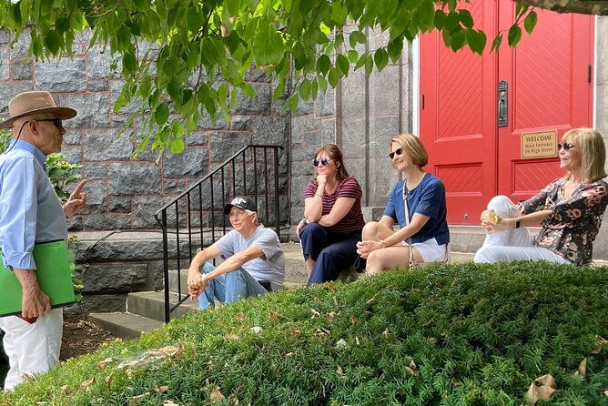battle-in-the-street-in-gettysburg-an-evening-walking-tour