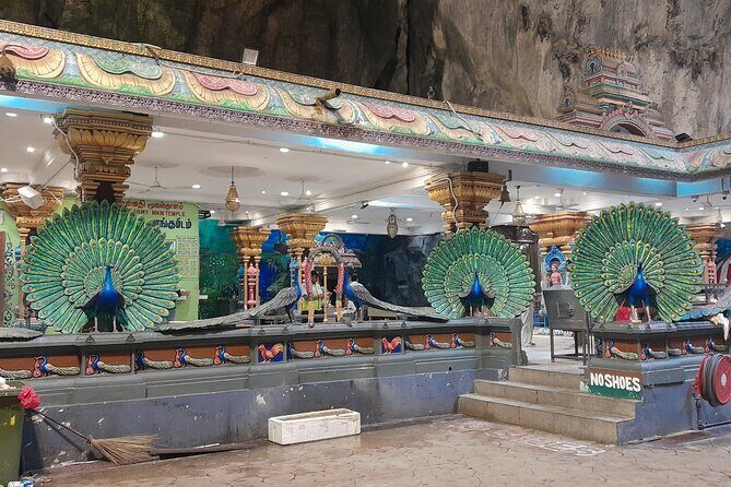 Batu Cave and Kuala Lumpur Heritage Tour by Train and Walking - What Makes This Tour Stand Out?