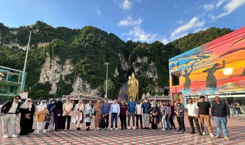 batu-cave-kuala-lumpur-city-tour