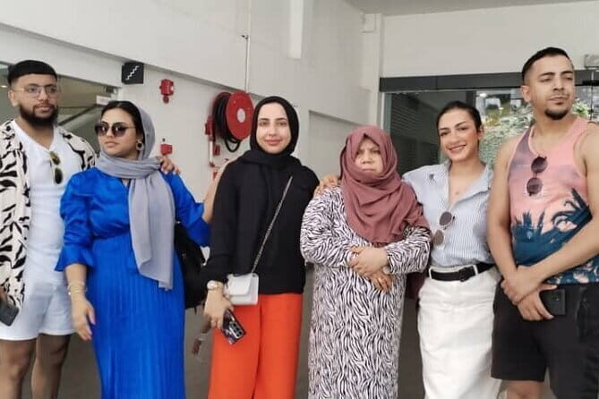 Batu Caves & Kuala Lumpur Full-Day City Tour - Exploring Kuala Lumpur in a Day: A Thorough Review of the Batu Caves & City Tour