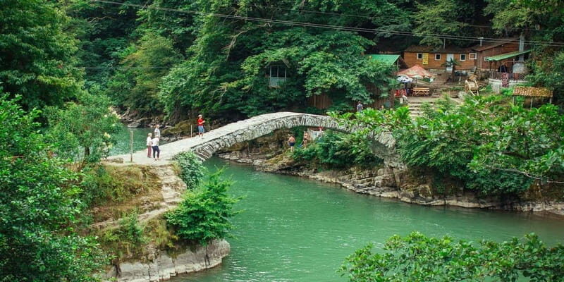 Batumi: Mountain Adjara Tour & Traditional Georgian Feast - Key Points