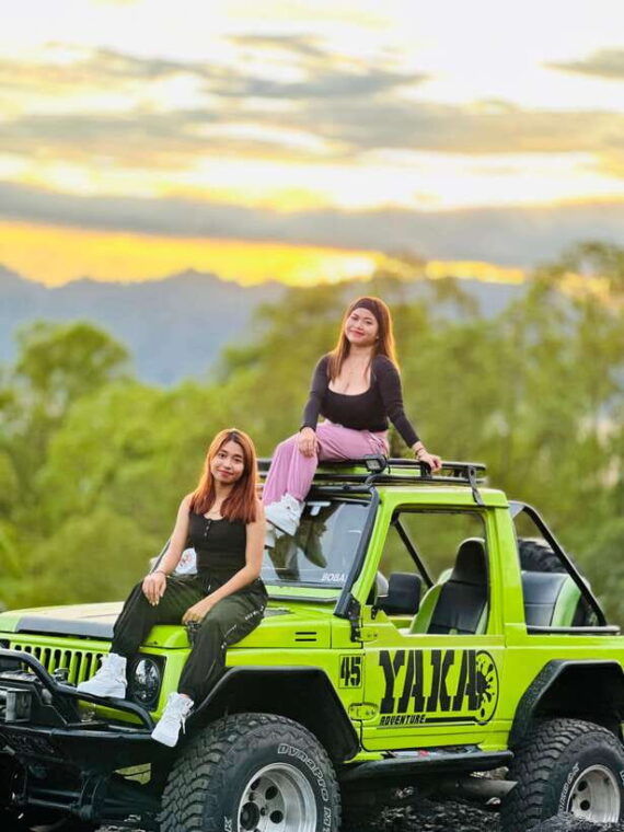 batur-volcano-sunrise-jeep-black-lava